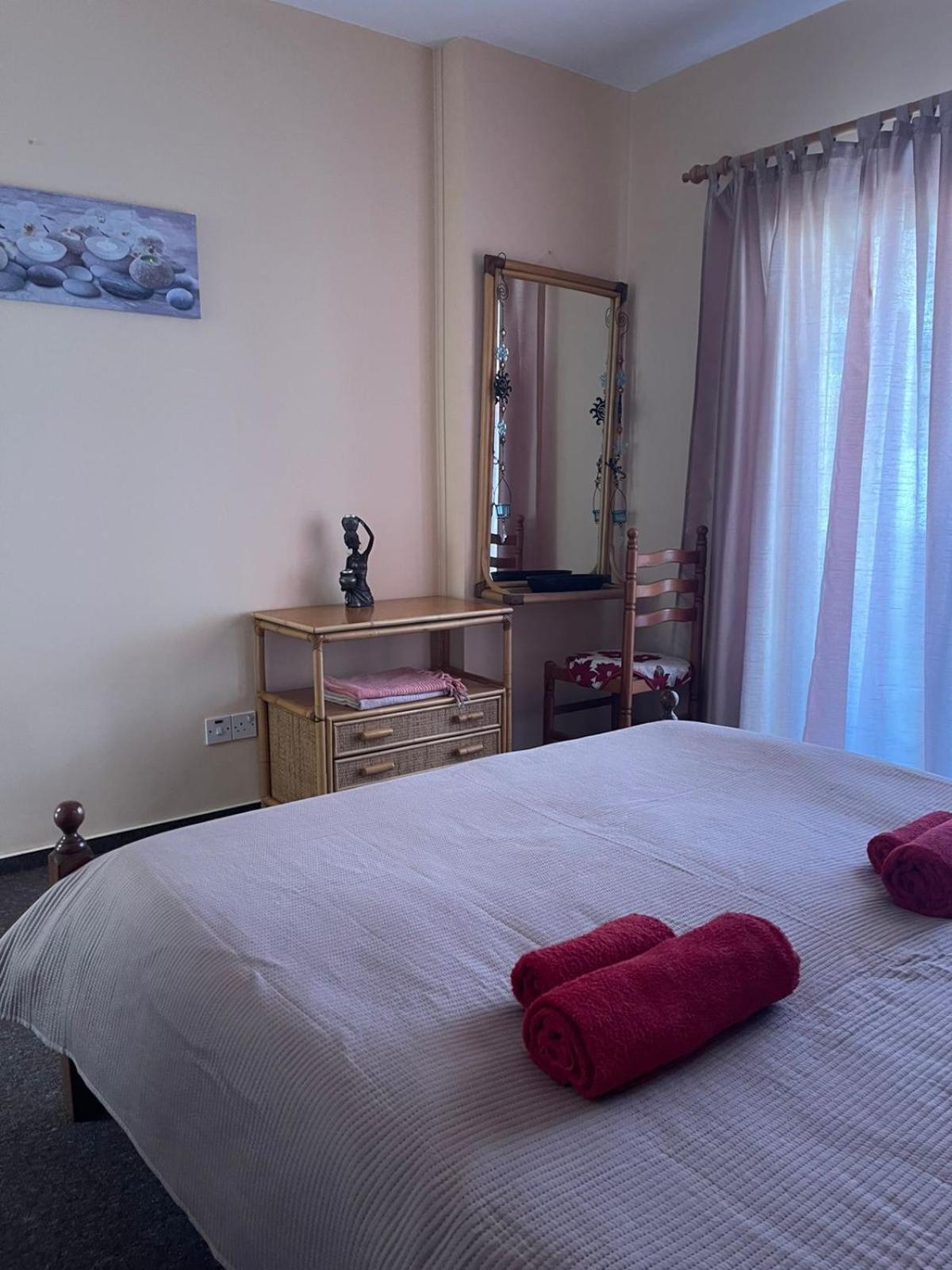 Limnaria Westpark 2 bdrm apartment 122 Paphos Exterior foto